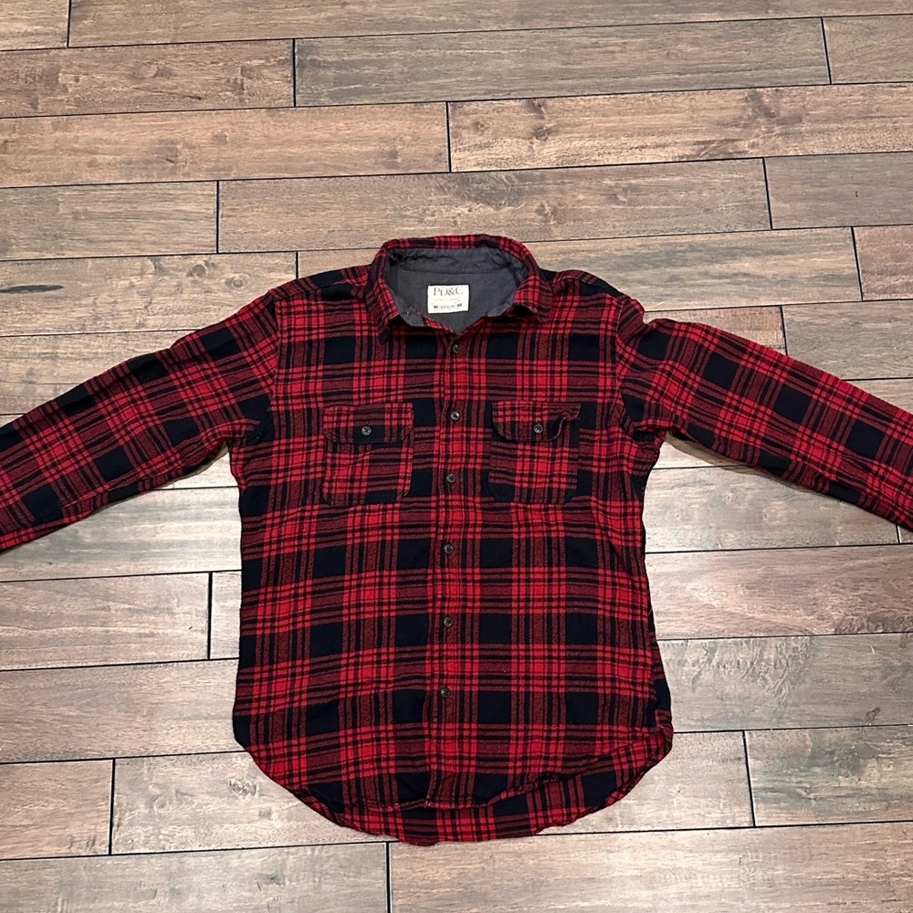 Red and Black Men’s Medium Flannel